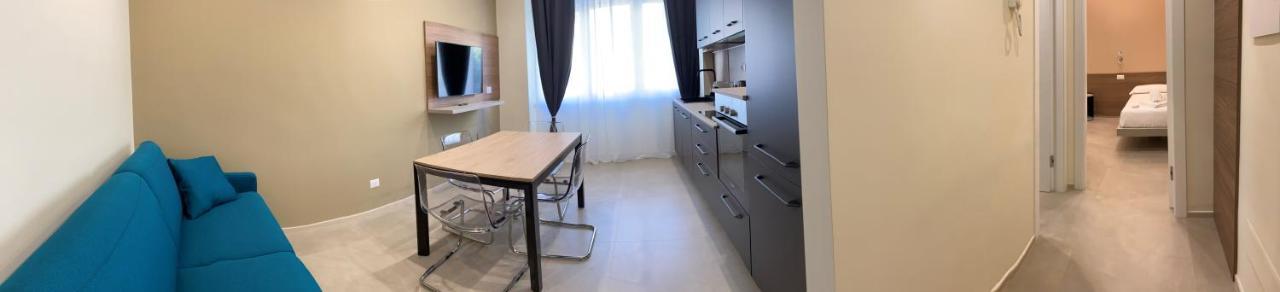 Levante Apartment And Room Bari Exterior foto